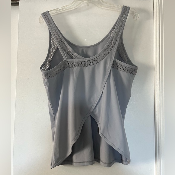 Fabletics tank - Picture 3 of 7